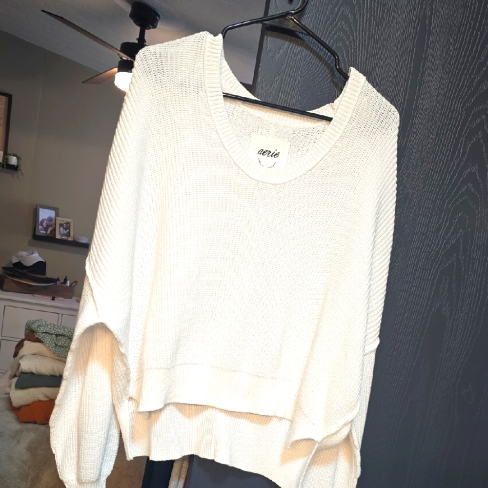 White Aerie Sweater NWOT!